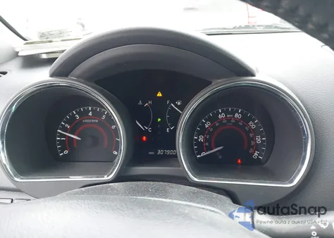 2010 Toyota Highlander Se V6 z USA, uszkodzony, nr VIN 5TDJK3EH7AS022297